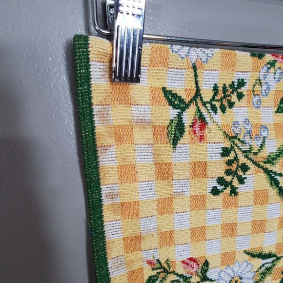 Tablerunner Yellow Floral Embroidered Green Lined Rectangular 72" X 13"  *READ* - Picture 4 of 8